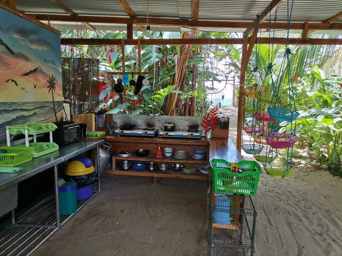 Oasis Hostel Puerto Viejo de Talamanca Εξωτερικό φωτογραφία