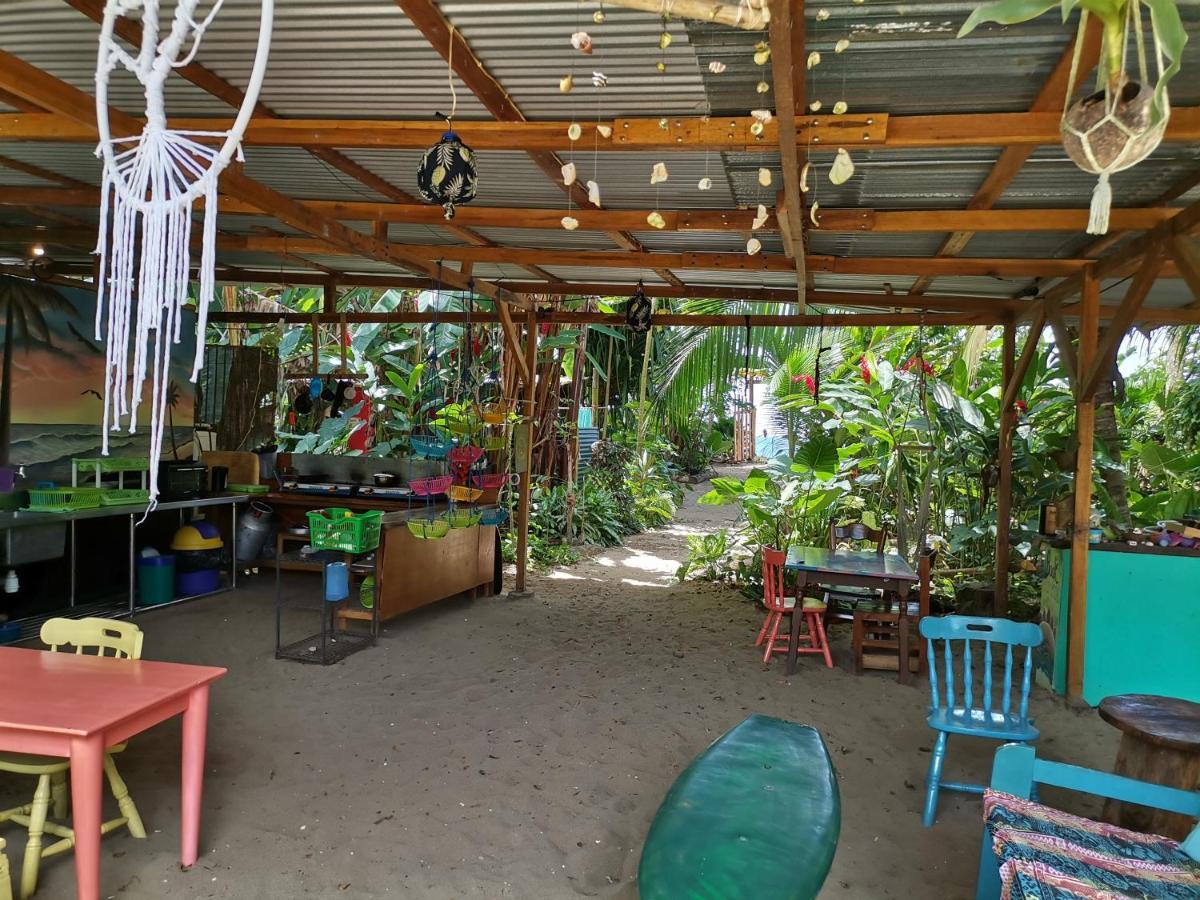 Oasis Hostel Puerto Viejo de Talamanca Εξωτερικό φωτογραφία