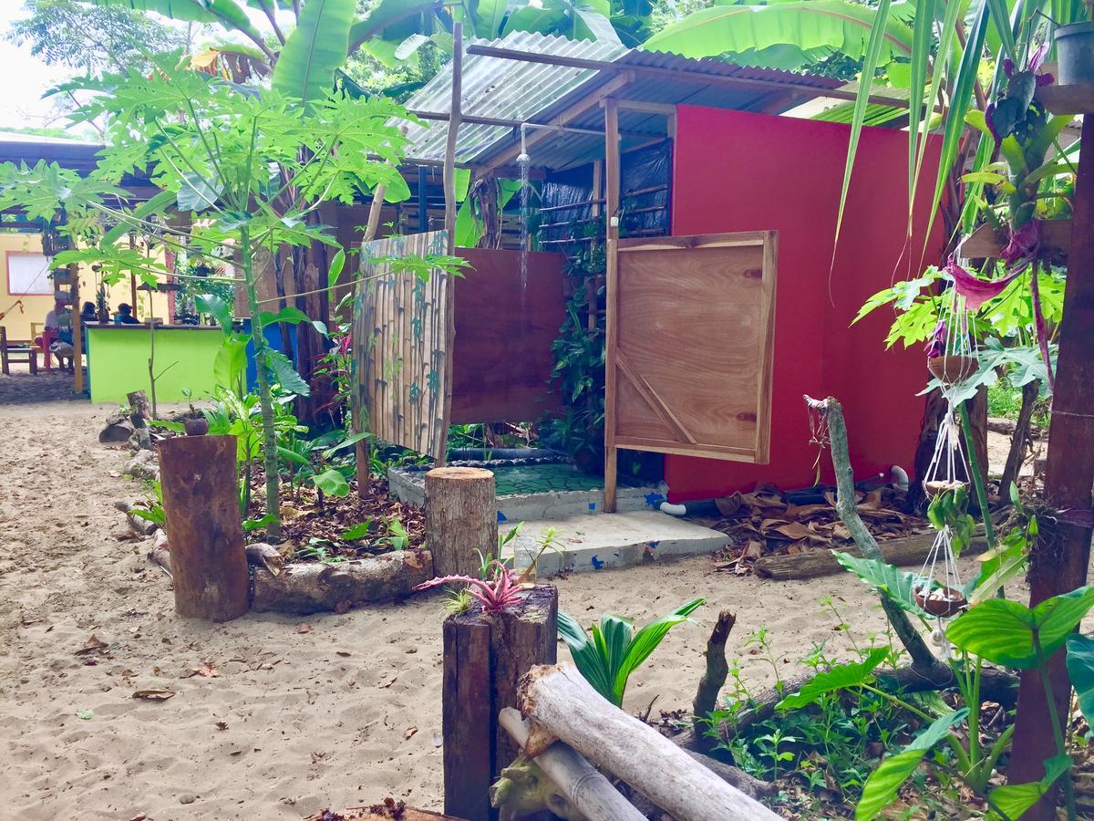 Oasis Hostel Puerto Viejo de Talamanca Εξωτερικό φωτογραφία